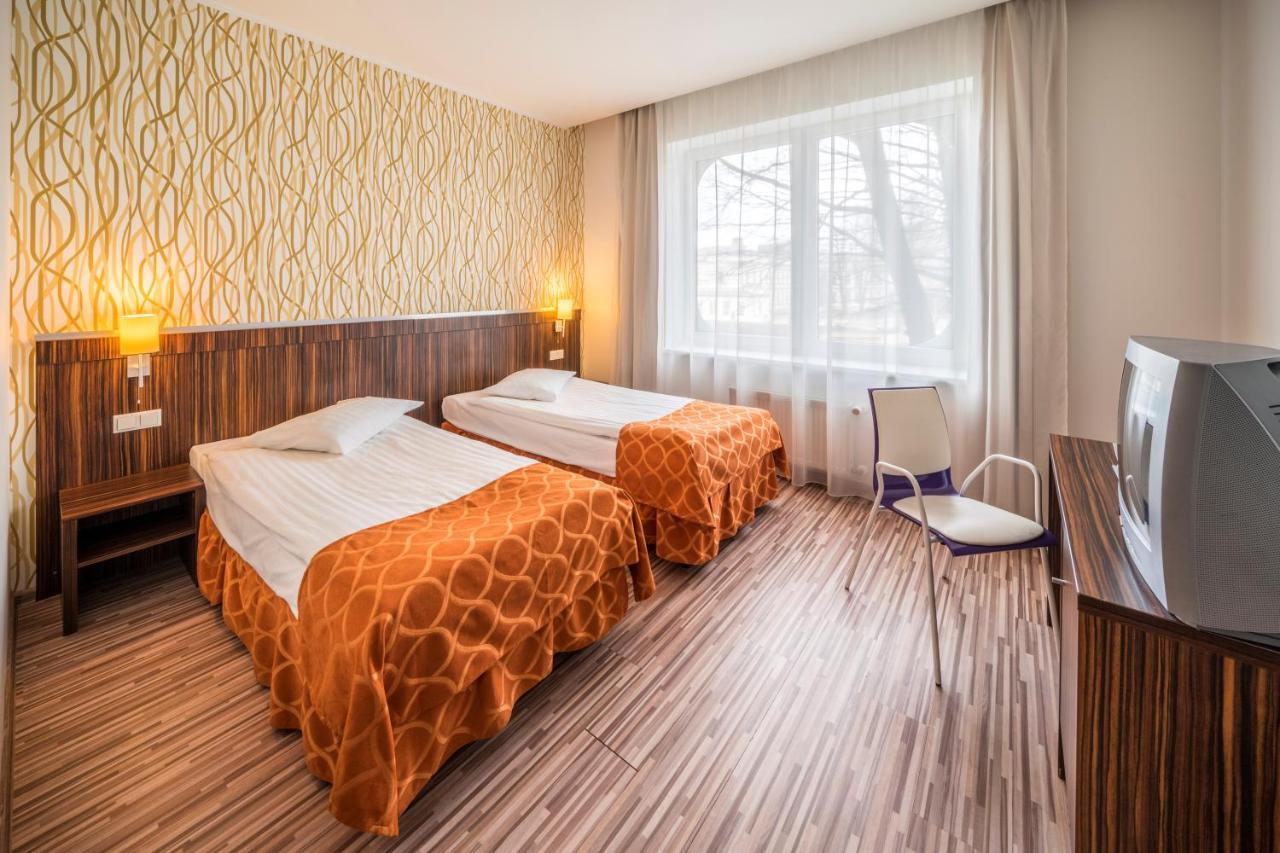 Rija Vef Hotel With Free Parking Riga Exterior foto