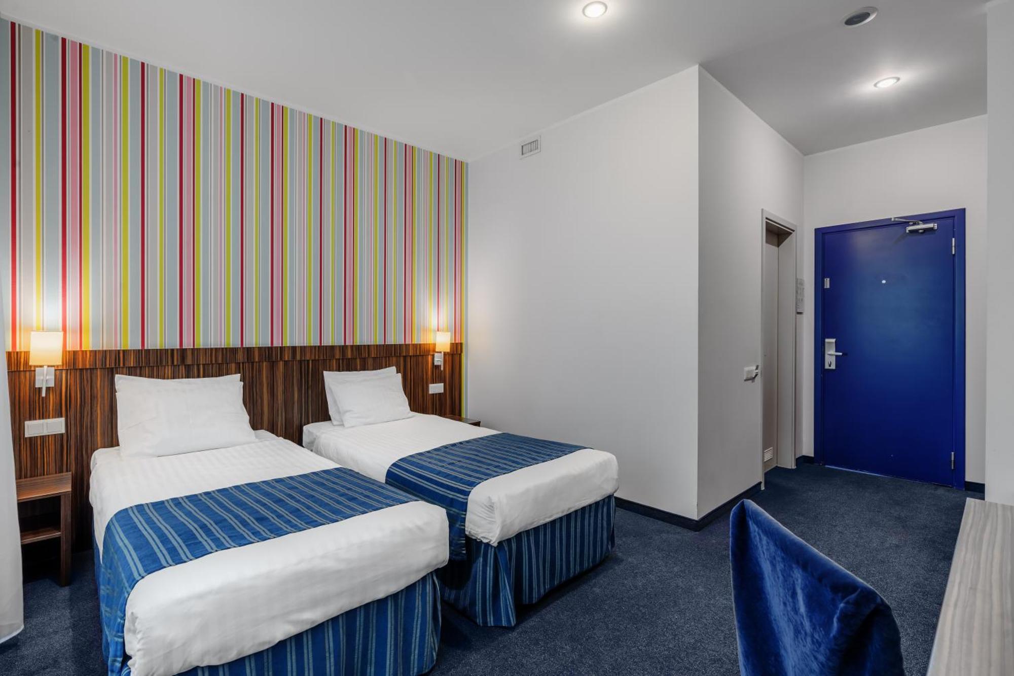 Rija Vef Hotel With Free Parking Riga Habitación foto